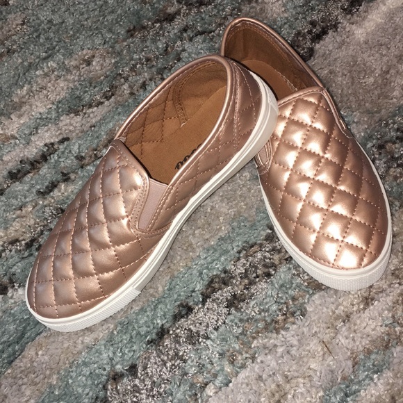 Champagne Quilted Sneakers - Picture 3 of 4